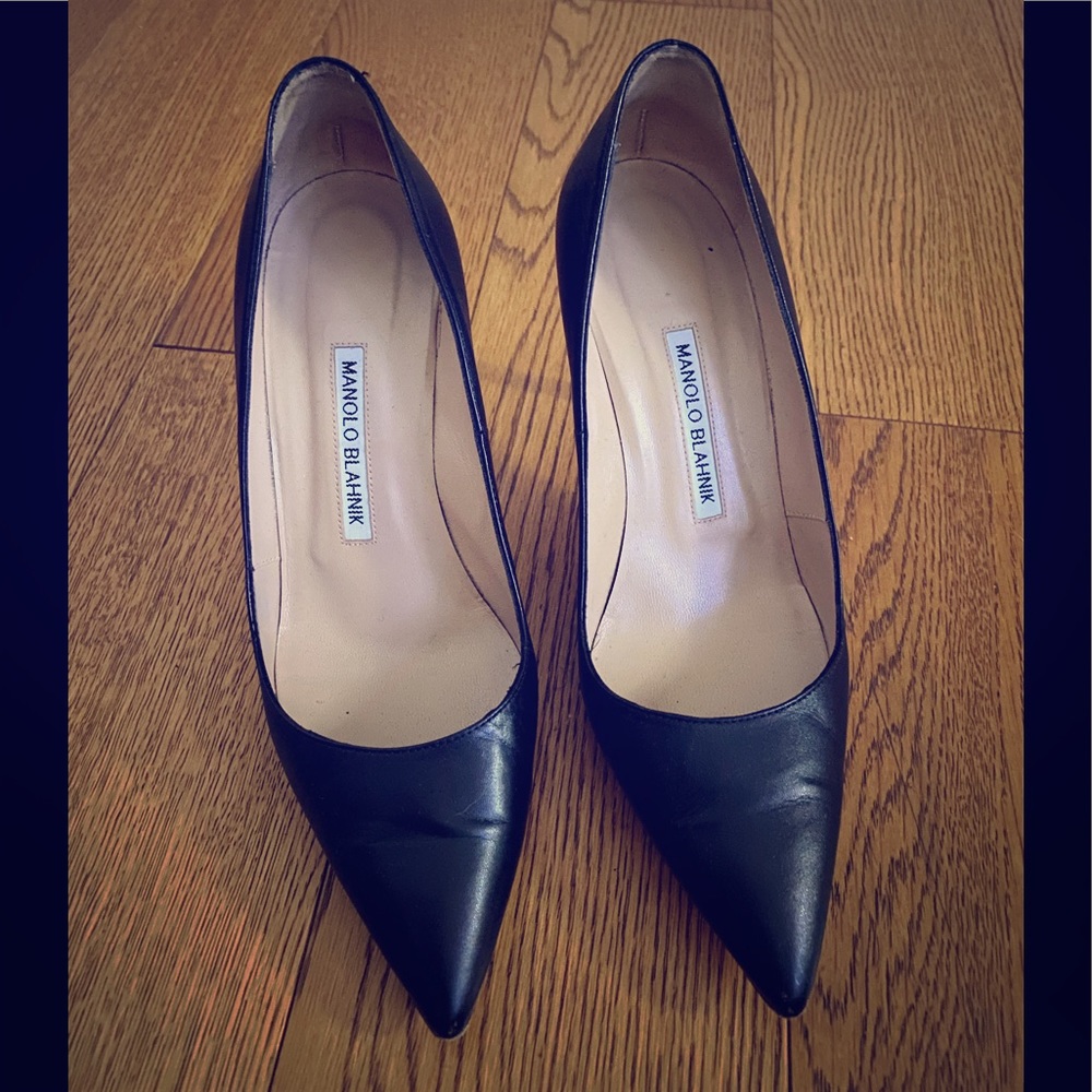 Manolo Blahnik black pumps size 37,5